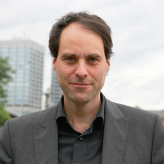 Profile picture for user Roland Imhoff