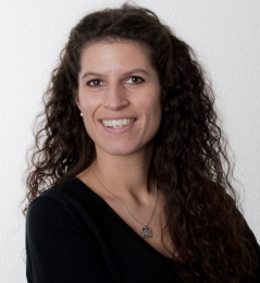 Profile picture for user Julia Karbach