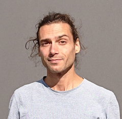 Profile picture for user Peter Edelsbrunner