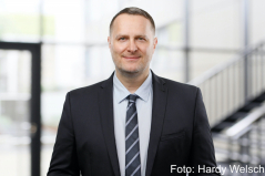 Profile picture for user Roman Liepelt