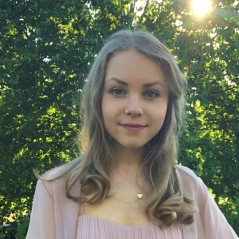 Profile picture for user Evelyn Schneider