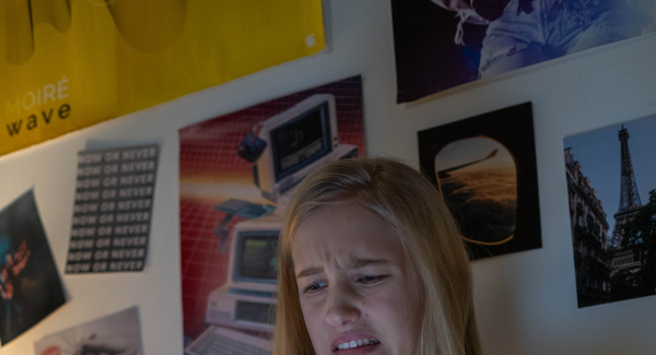 Bild 1: Wenn der Cringe zu stark ist, ist es nur noch unangenehm weiterhinzuschauen.