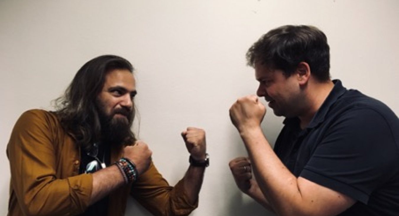 "Negativer Intergruppenkontakt (gestellt)." (Quelle: Private Aufnahme des Autoren, Nutzung mit freundlicher Genehmigung von Yaqeen Sikander).