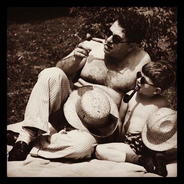 Bild Like Father Like Son von Paul Altobelli via flickr.com(https://creativecommons.org/licenses/by/2.0/)